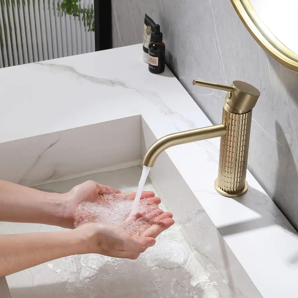 BM 366401 BG Basin Mixer Gold